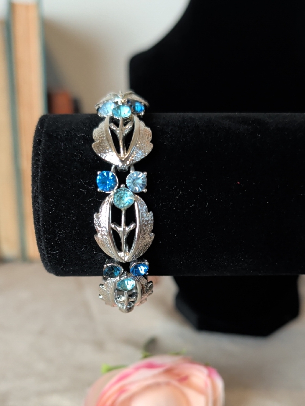 Vintage Coro Blue Rhinestone Leaf Bracelet Silver Tone Mid Century Glam Jewelry